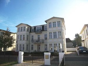 19266942-Appartement-4-Ahlbeck-300x225-0