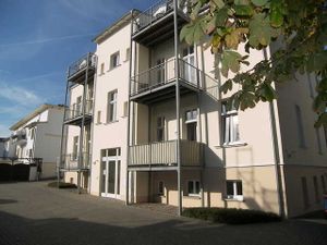 19290152-Appartement-5-Ahlbeck-300x225-3