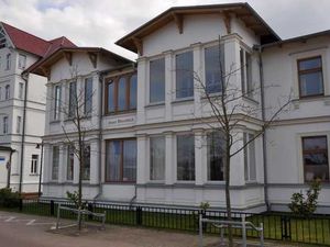 22366939-Appartement-2-Ahlbeck-300x225-2