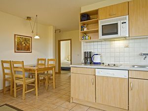 18368729-Appartement-4-Ahrenshoop-300x225-5