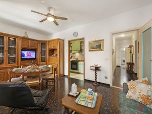 23708475-Appartement-4-Alassio-300x225-3