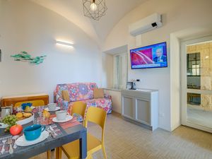 23708737-Appartement-4-Alassio-300x225-4