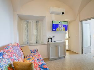 23708737-Appartement-4-Alassio-300x225-5