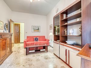 24049858-Appartement-4-Alassio-300x225-4