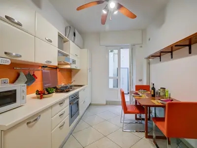 Küche und Essbereich