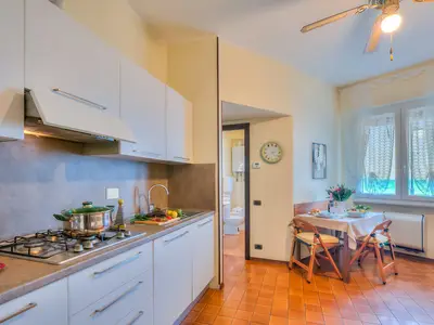 Küche und Essbereich