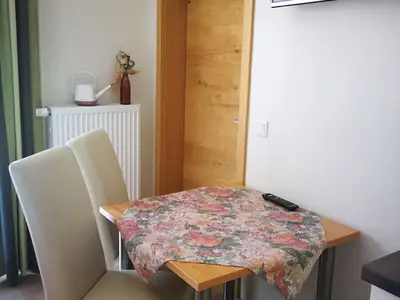 Esstisch