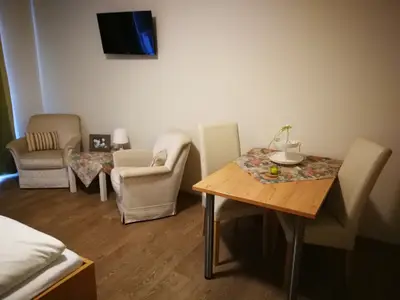 Lesebereich und Essplatz