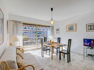 23707636-Appartement-4-Antibes (Côte D'Azur)-300x225-1