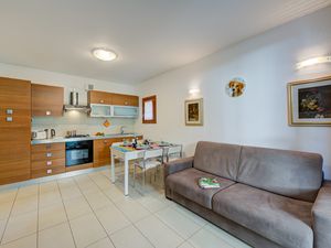 23707091-Appartement-4-Arco-300x225-4