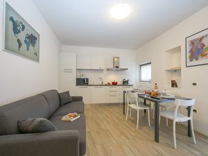 23707545-Appartement-5-Arco-300x225-3