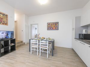 23707521-Appartement-6-Arco-300x225-5