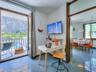 Das Wohnzimmer mit SMART TV