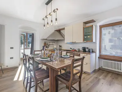 Küche und Essbereich