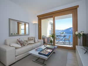 24039177-Appartement-4-Argegno-300x225-5