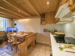 23706218-Appartement-4-Argentière-300x225-3