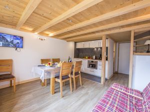 23706232-Appartement-5-Argentière-300x225-5