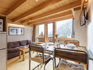 23706246-Appartement-6-Argentière-300x225-2