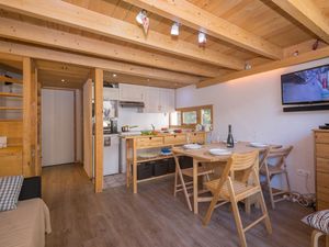 23706239-Appartement-6-Argentière-300x225-1