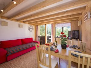 23706244-Appartement-5-Argentière-300x225-1