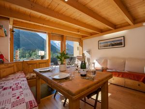 23706372-Appartement-6-Argentière-300x225-1