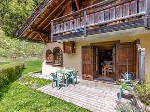 23707354-Appartement-8-Argentière-300x225-1