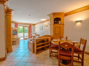 23708744-Appartement-5-Argentière-300x225-3