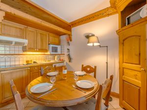 23827449-Appartement-5-Argentière-300x225-5