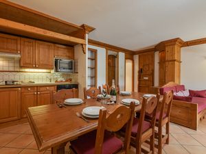 23706930-Appartement-6-Argentière-300x225-5