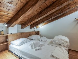 24017326-Appartement-6-Argentière-300x225-5