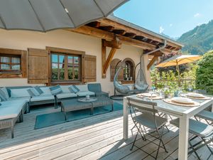 23706238-Appartement-7-Argentière-300x225-1