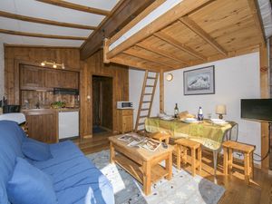 23706213-Appartement-2-Argentière-300x225-3