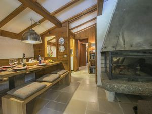 23706255-Appartement-3-Argentière-300x225-5