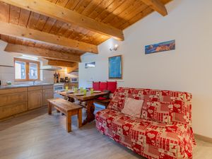 24054736-Appartement-6-Argentière-300x225-1