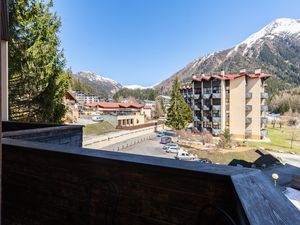 23706249-Appartement-2-Argentière-300x225-1