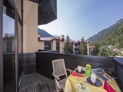 Balkon, perfekt zum Frühstück in der Sonne