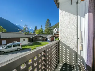 Ausblick auf den Mont Blanc vom Balkon