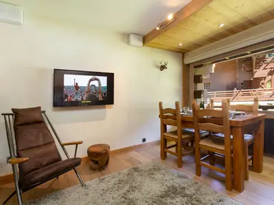 Wohnzimmer mit Essbereich