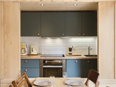 Voll ausgestattete Küche