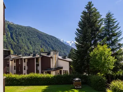 Südlage mit Blick auf den Mont Blanc