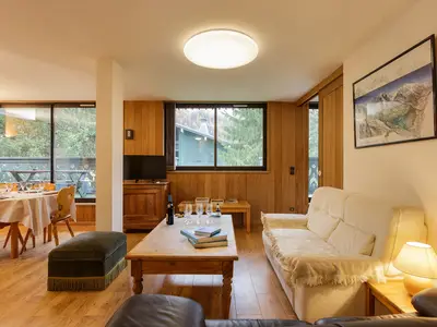Wohn- und Esszimmer