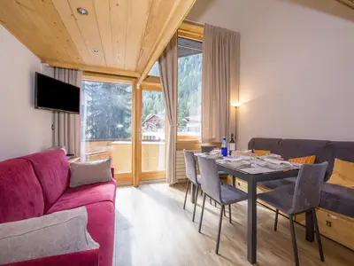 Moderner und komfortabler Wohnbereich mit eigenem Balkon