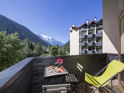 Privater Balkon mit Blick auf den Mont Blanc