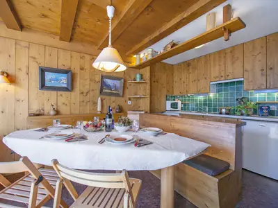 Küche und Essbereich