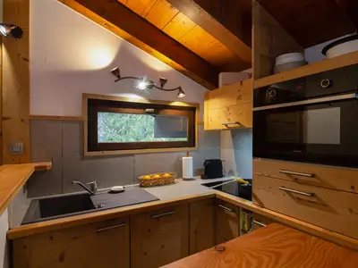 Voll ausgestattete Küche