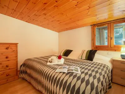 Schlafzimmer 2 mit zwei Einzelbetten/verbindbaren Betten