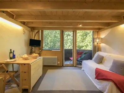 Offenes Wohnzimmer mit eigenem Balkon