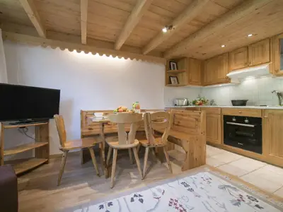 Gemütlich und gut eingerichtet mit HDTV