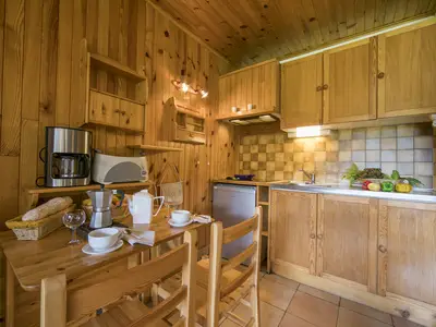 Küche und Essbereich