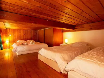 Schlafzimmer im Mezzanin für 4 Personen